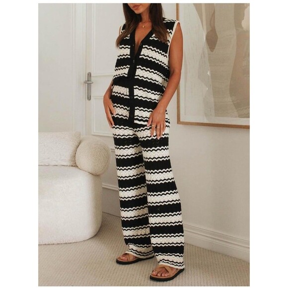 NWT Women’s  2 piece Crochet Pants+Top size L Stylish Comfy and Chic Loungewear - Picture 2 of 12